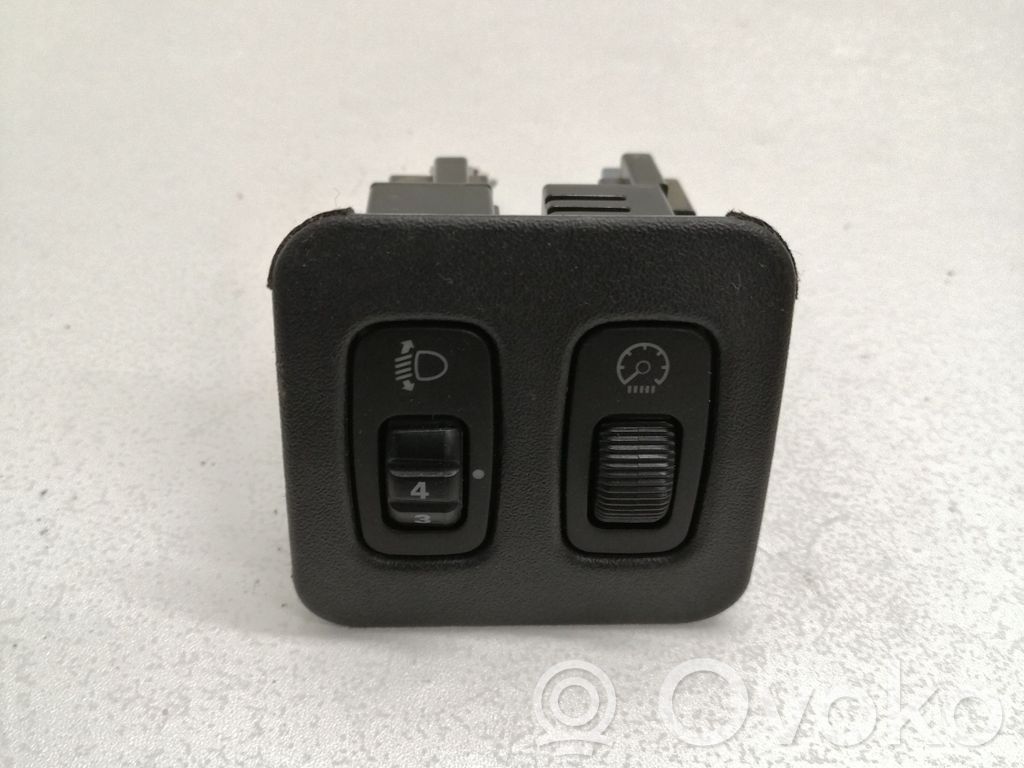 Mitsubishi Pajero Headlight level height control switch 