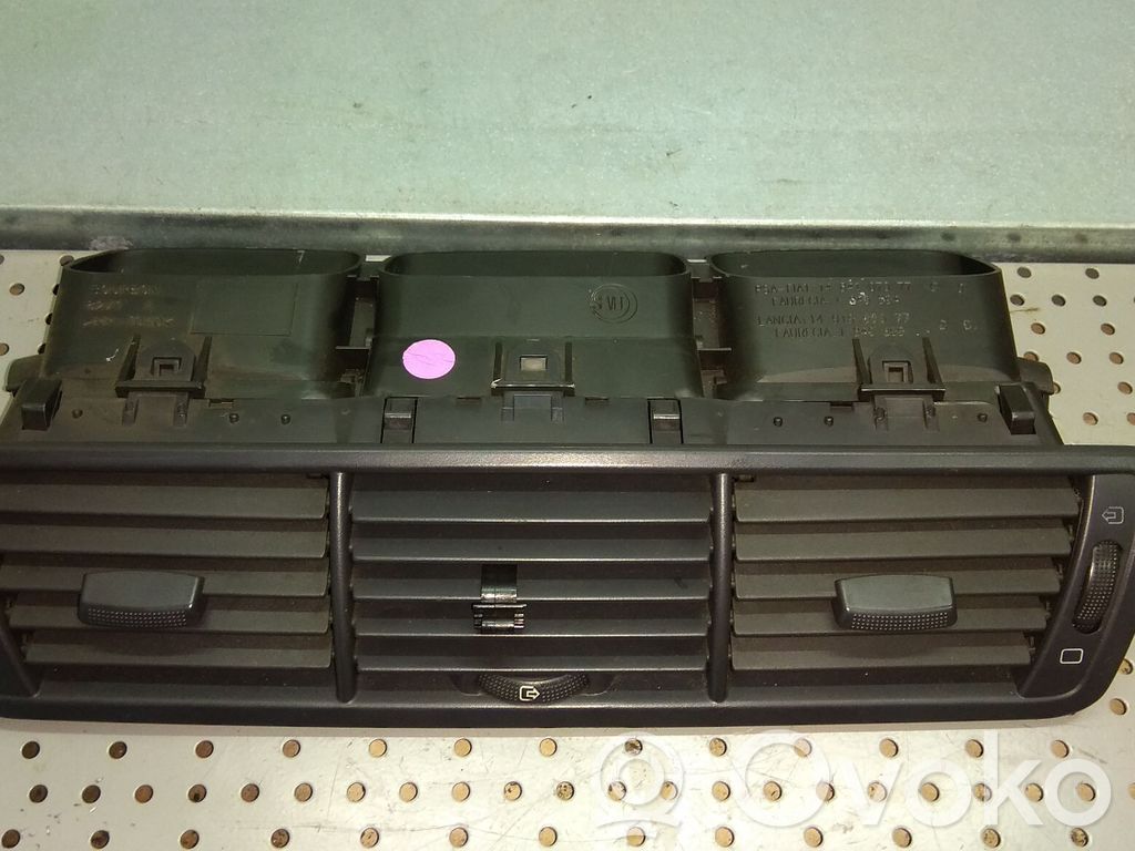 Citroen C8 Dash center air vent grill 
