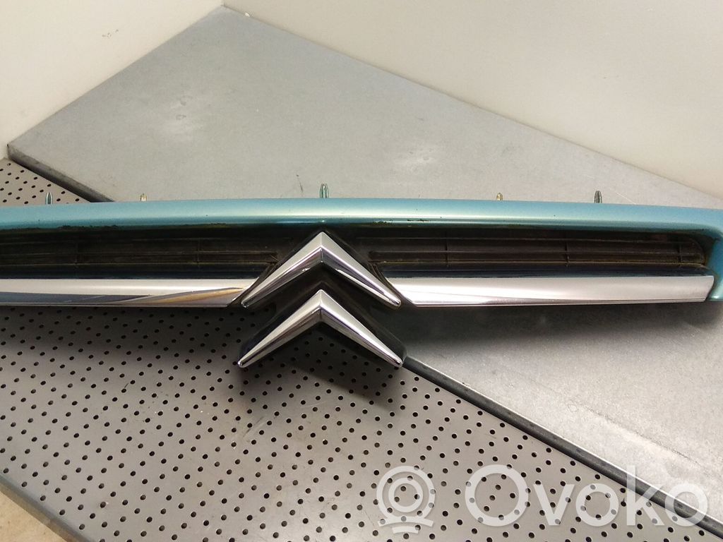 Citroen C8 Front bumper upper radiator grill 