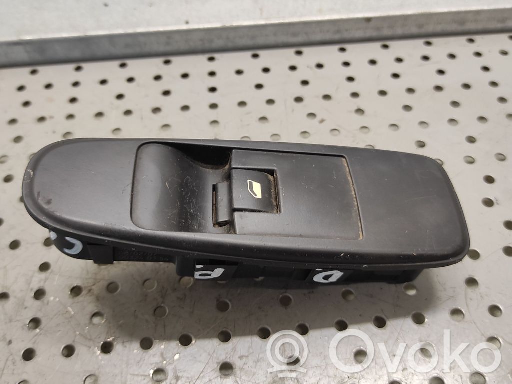 Citroen C4 I Picasso Electric window control switch 