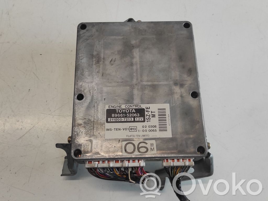Toyota Yaris Engine control unit/module 