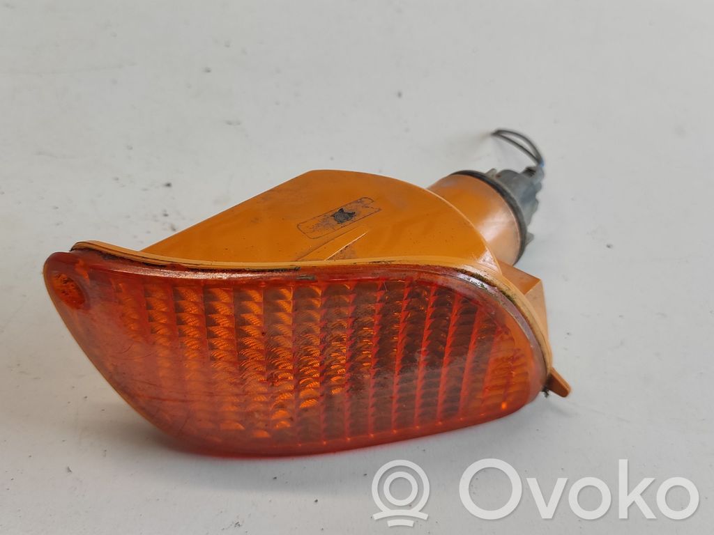 Ford Focus Front indicator light 