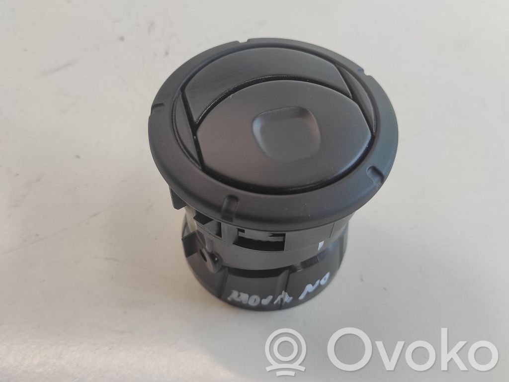Opel Movano A Боковая воздушная решётка 