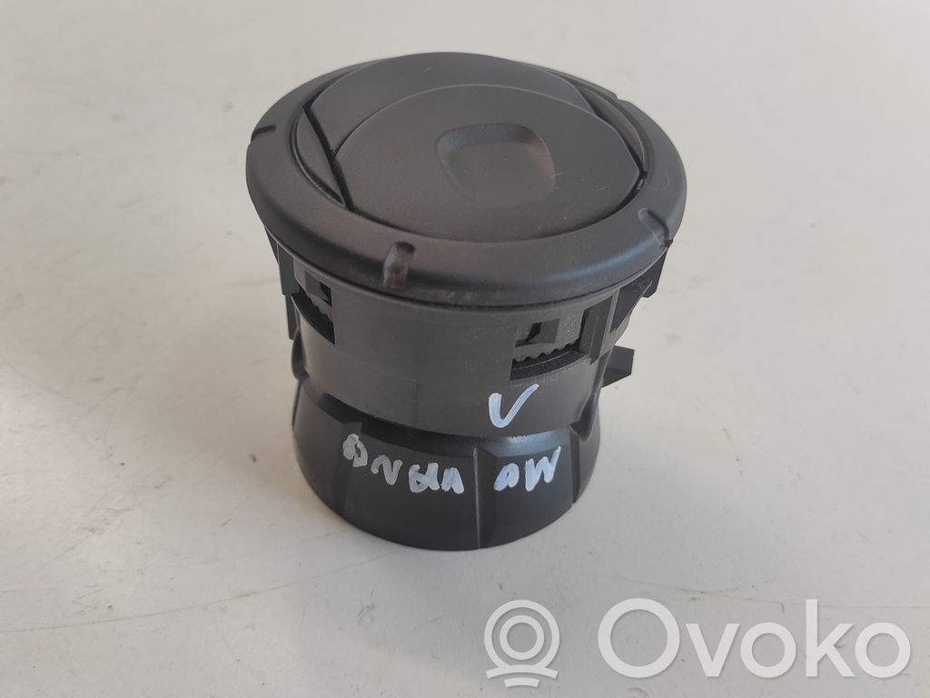 Opel Movano A Боковая воздушная решётка 