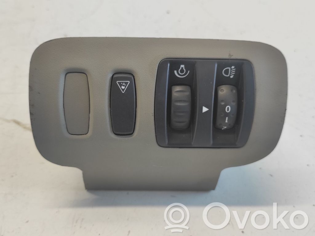 Renault Scenic II -  Grand scenic II Headlight level height control switch 