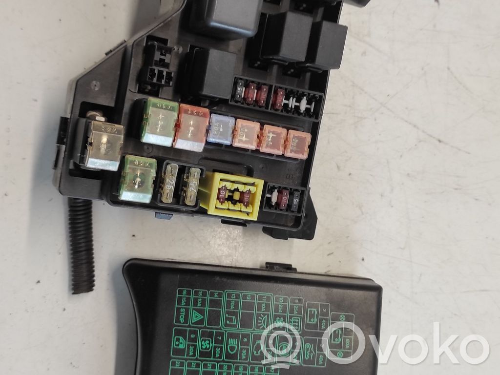 Mitsubishi Carisma Fuse box set 