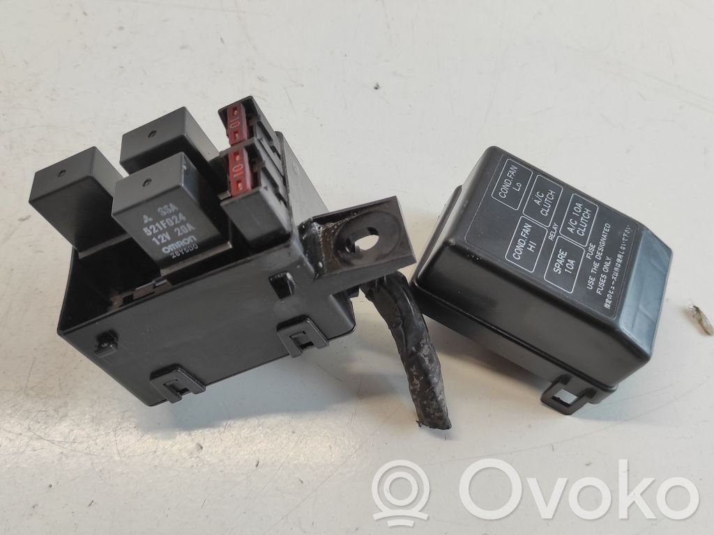 Mitsubishi Carisma Sulakemoduuli 