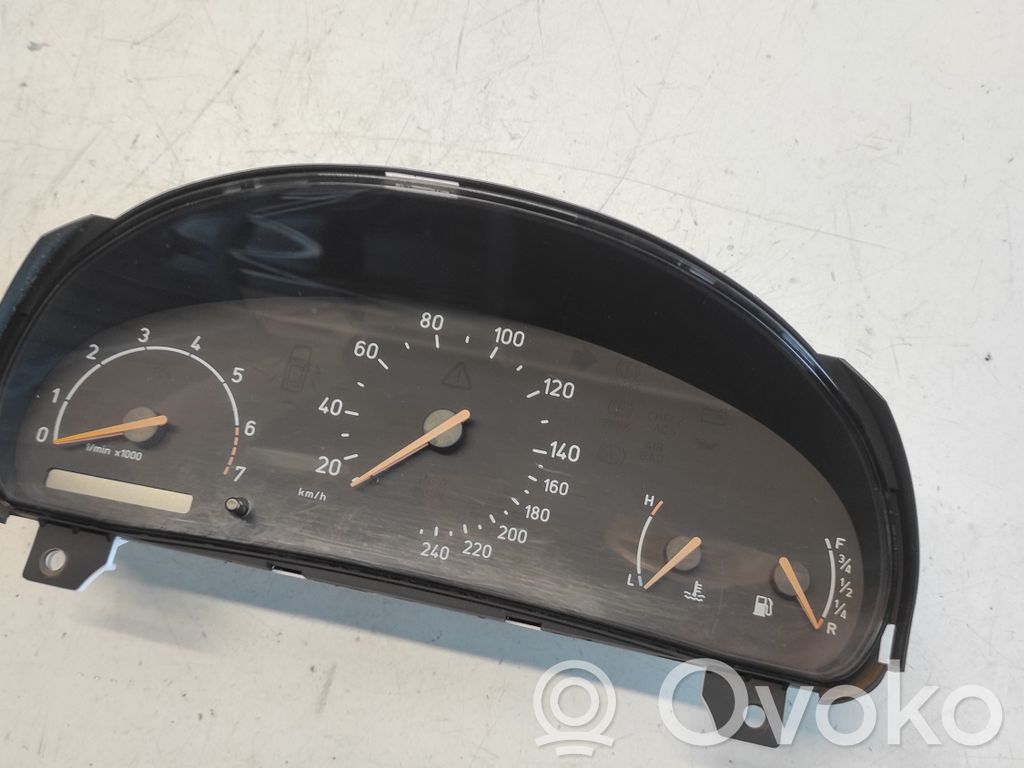 Saab 9-5 Speedometer (instrument cluster) 