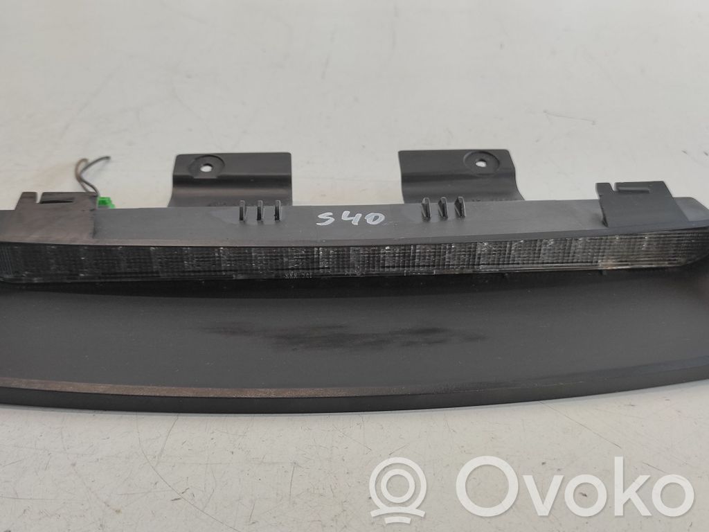 Volvo S40, V40 Third/center stoplight 