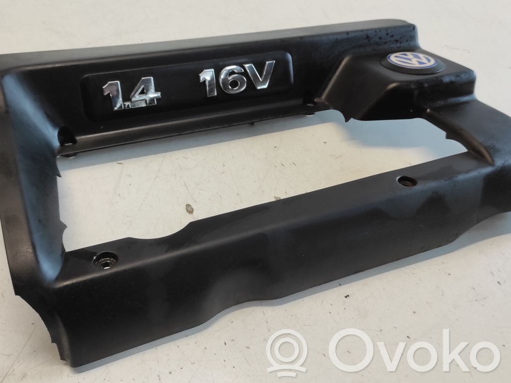 Volkswagen Golf IV Motorabdeckung 