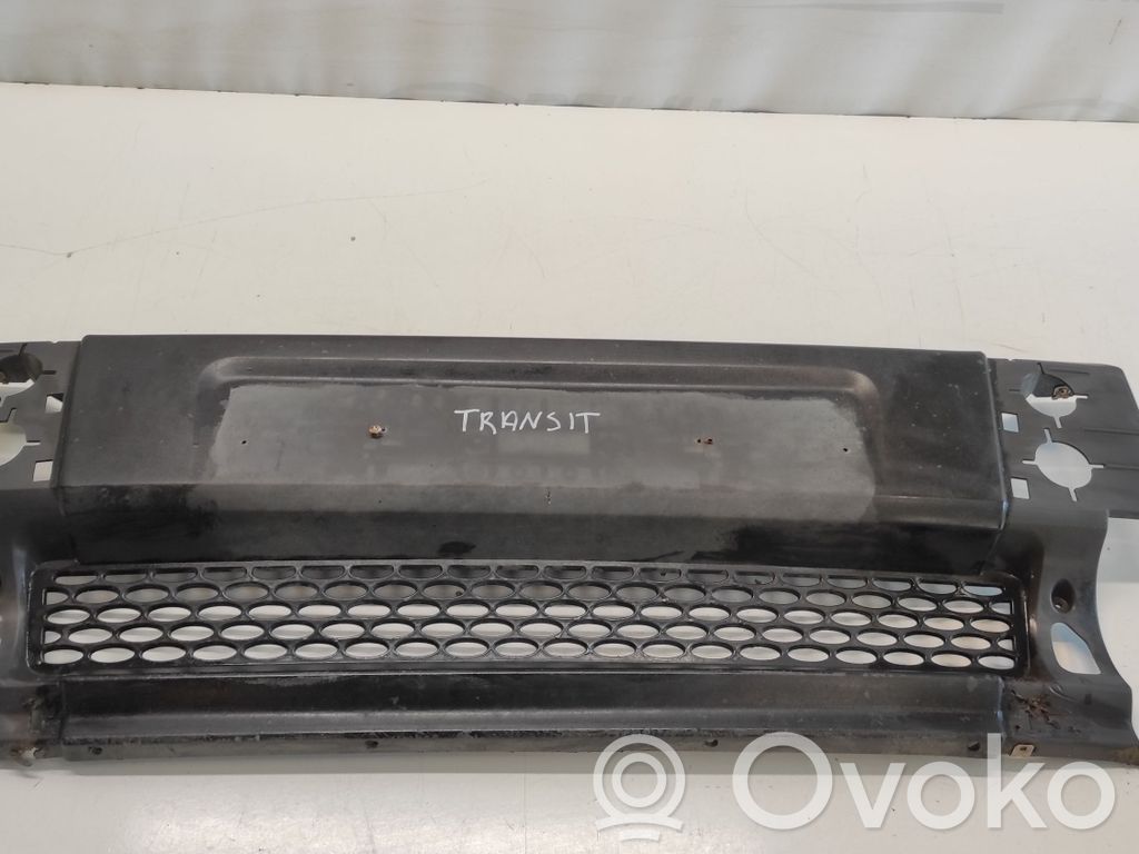 Ford Transit Rekisterikilven kehys/pidike 