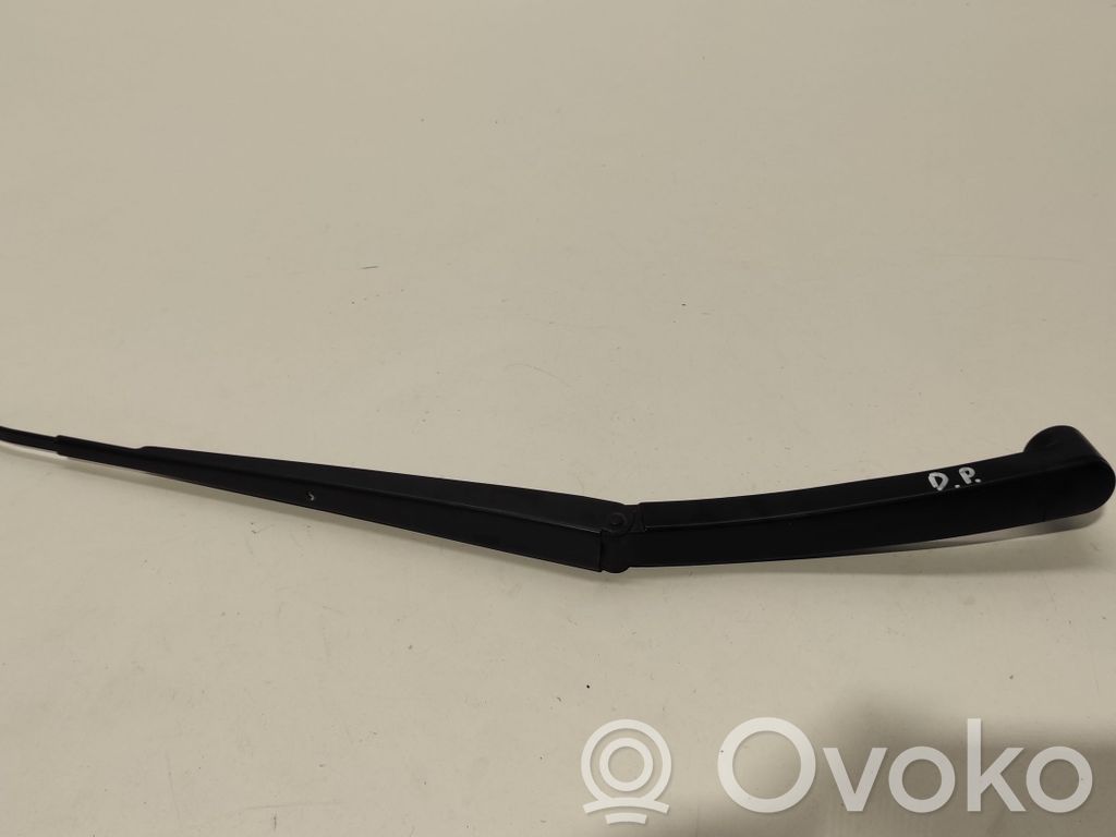 Subaru Legacy Ramię wycieraczki szyby przedniej / czołowej 