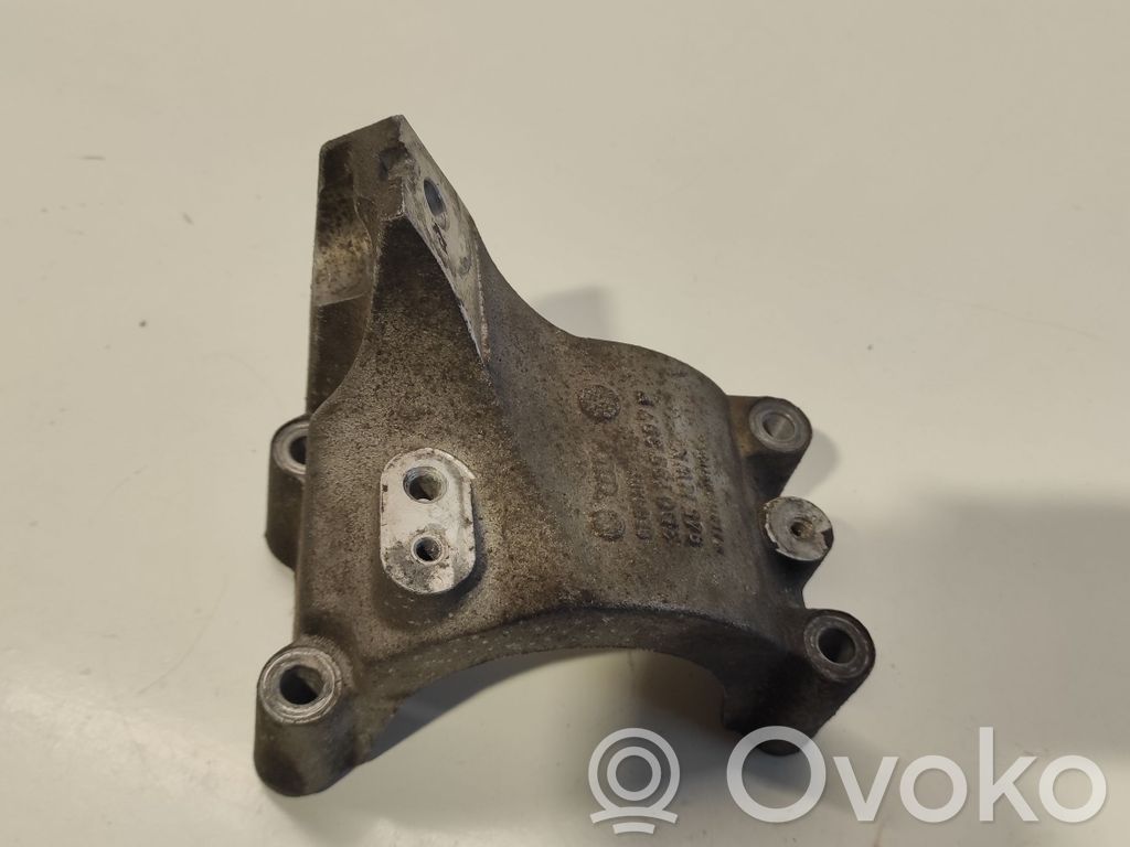 Volkswagen Phaeton Engine mounting bracket 