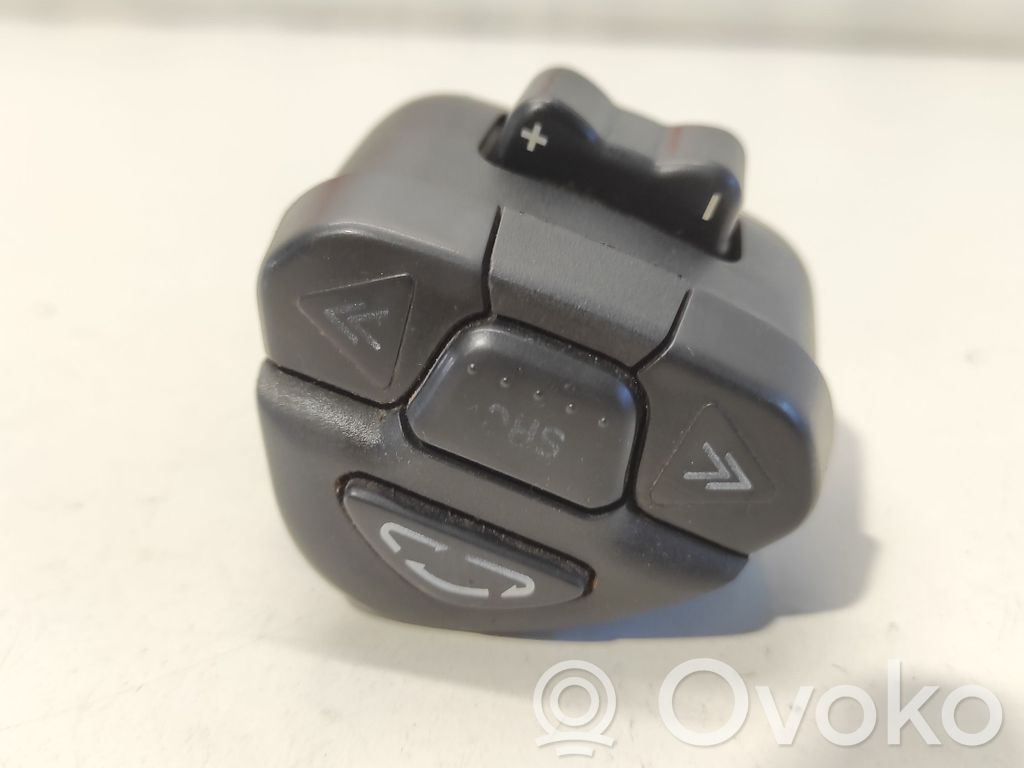 Nissan X-Trail T30 Air circulation switch 