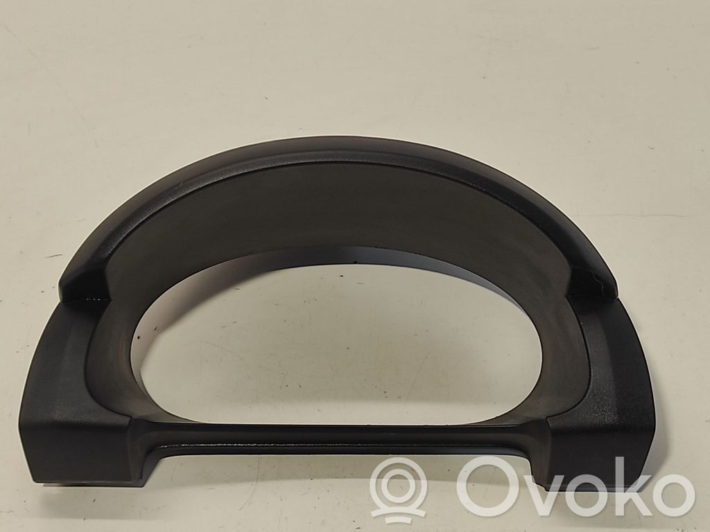 Mazda 5 Dashboard trim 