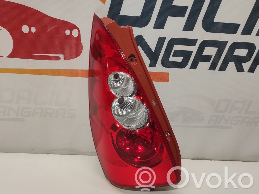 Mazda 5 Rear/tail lights 