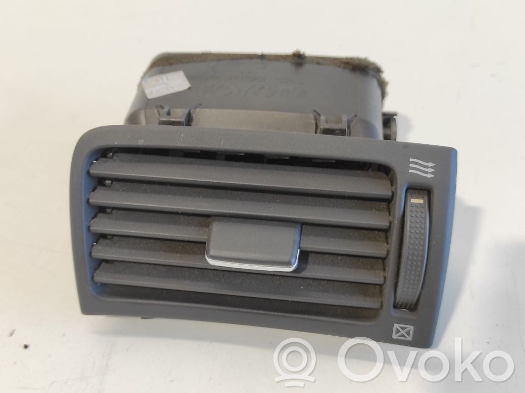 Toyota Avensis T250 Dashboard side air vent grill/cover trim 