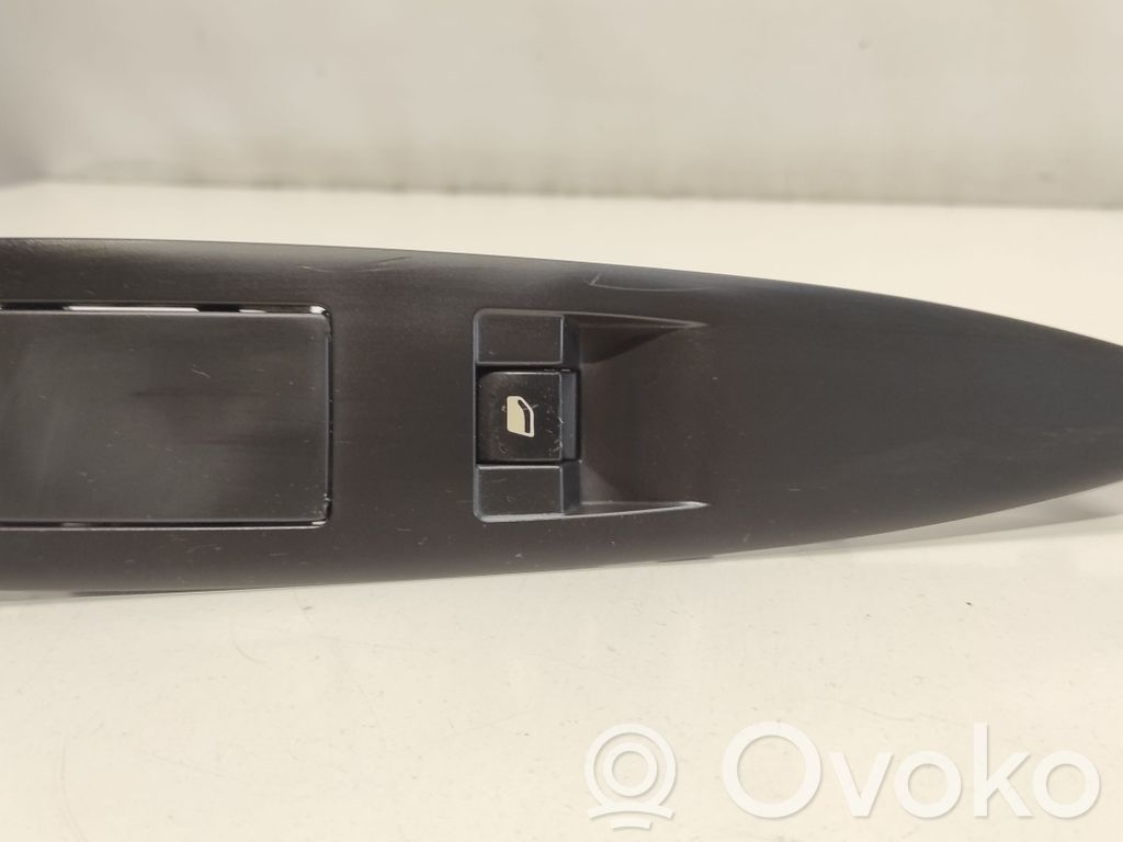 Citroen C6 Electric window control switch 