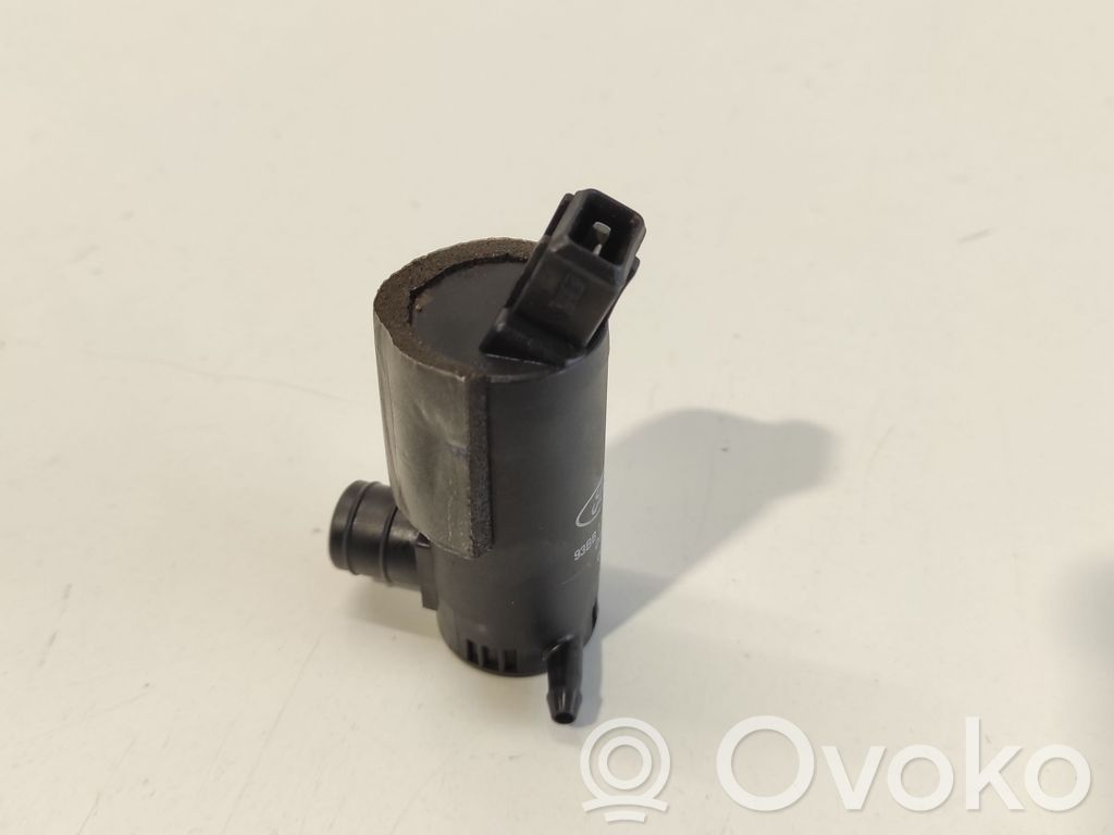 Ford Focus Windscreen/windshield washer pump 