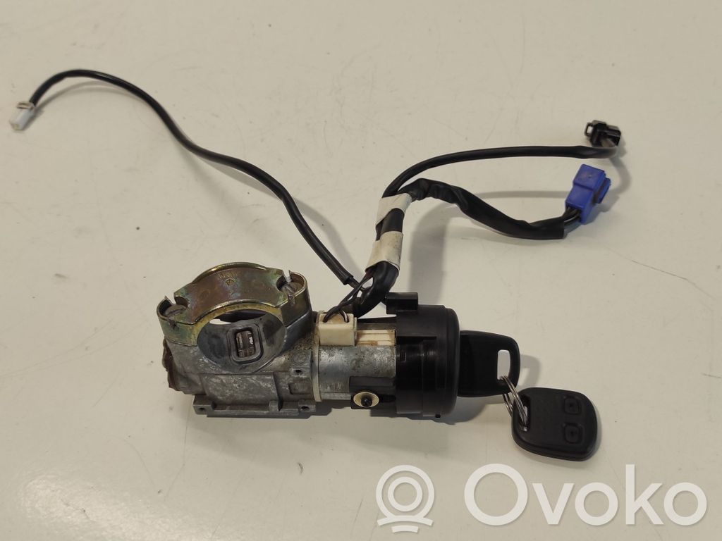 Subaru Outback Užvedimo spynelė 