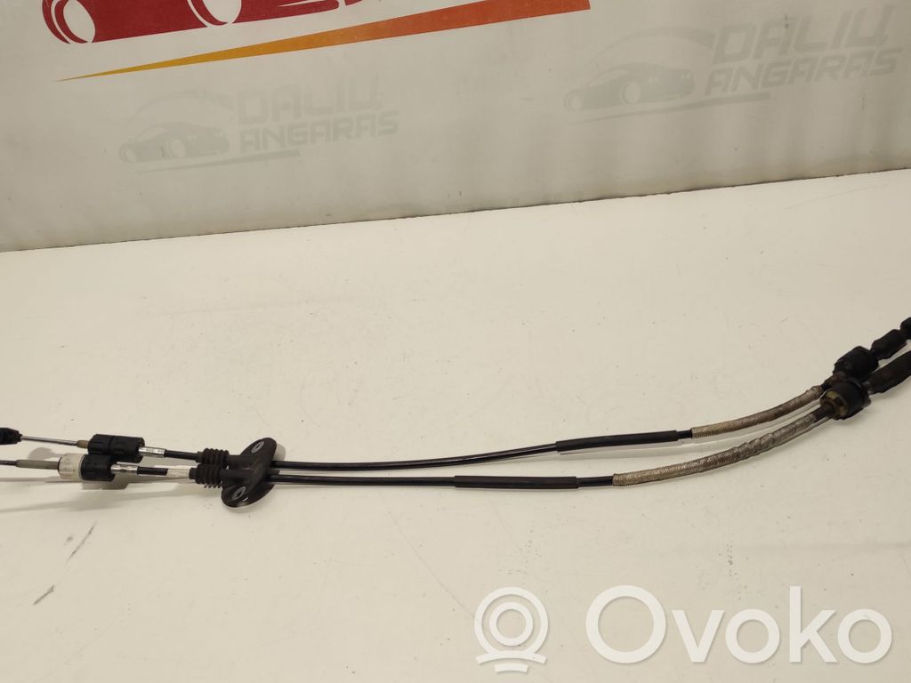 Ford Focus Gear shift cable linkage 