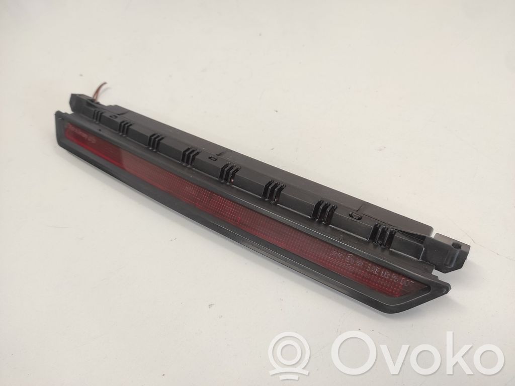 Volkswagen PASSAT B5 Trzecie światło stop 