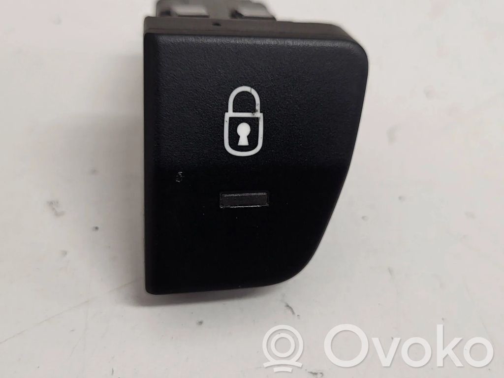 Peugeot 5008 Central locking switch button 