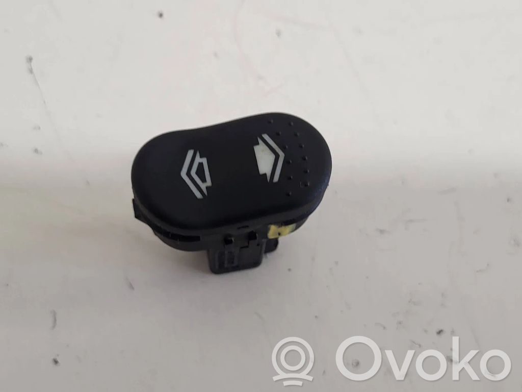 Ford Focus Electric window control switch 
