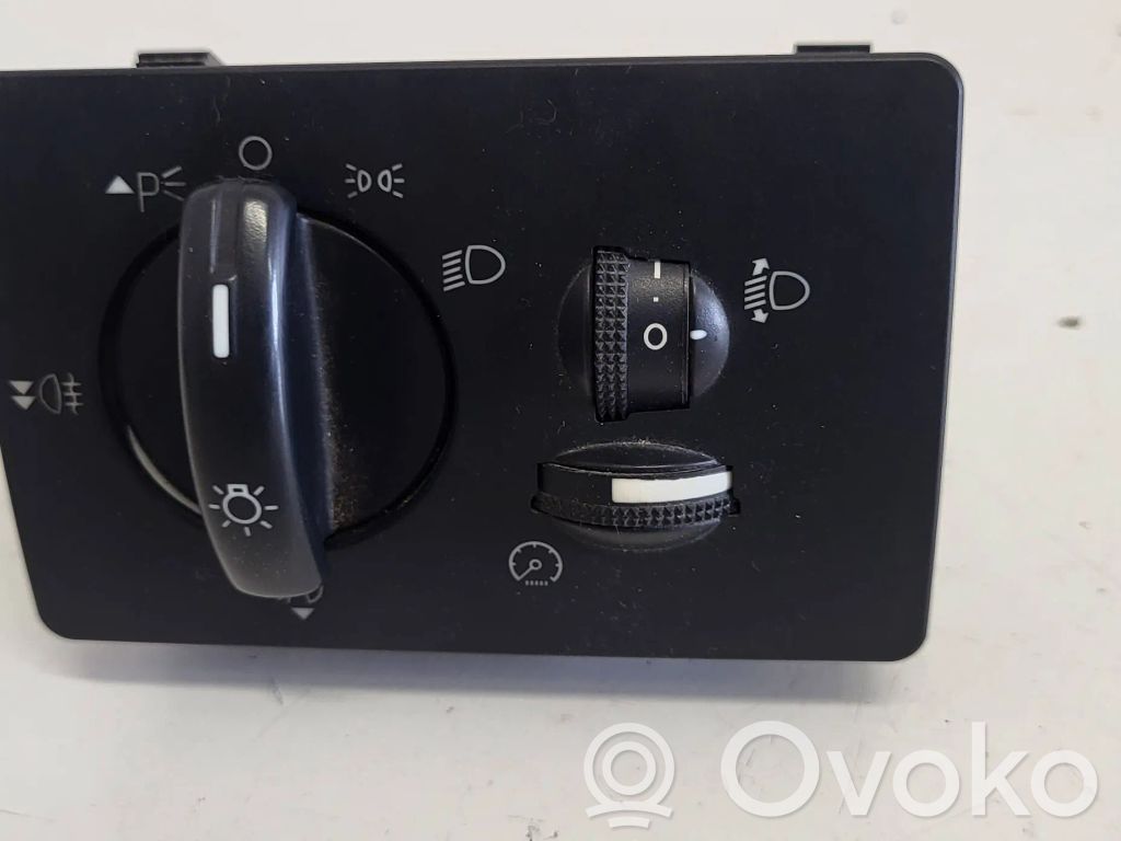 Ford Focus C-MAX Light switch 