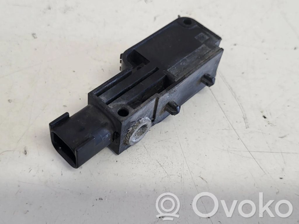Ford Mondeo Mk III Airbag deployment crash/impact sensor 