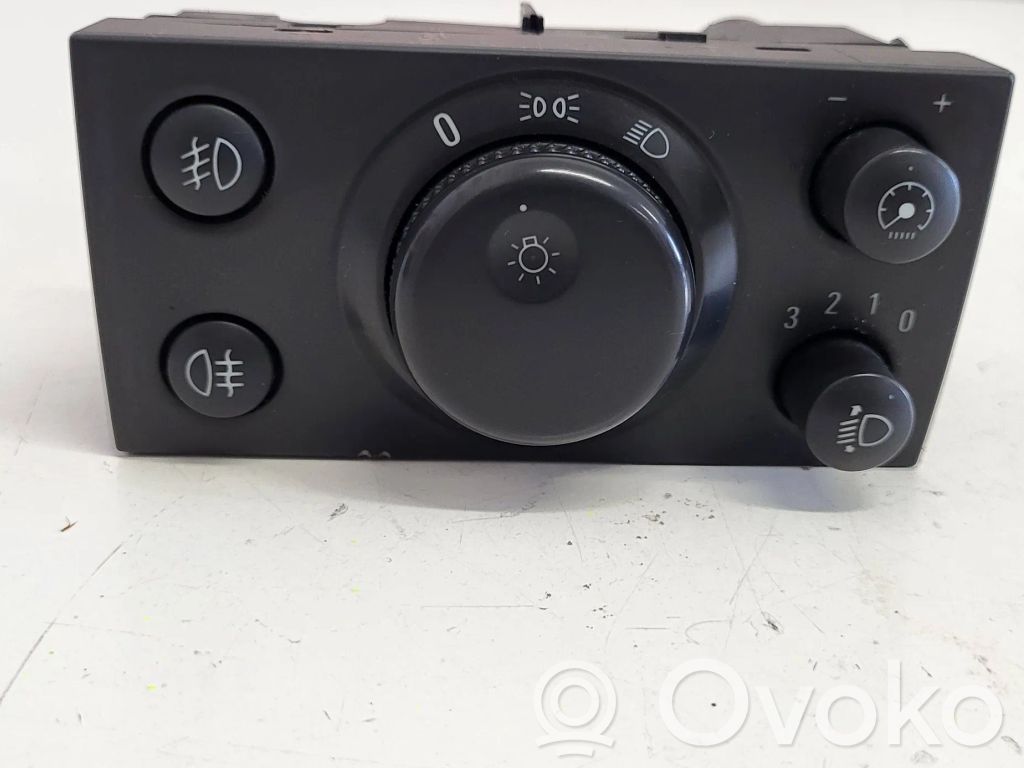 Opel Vectra C Light switch 