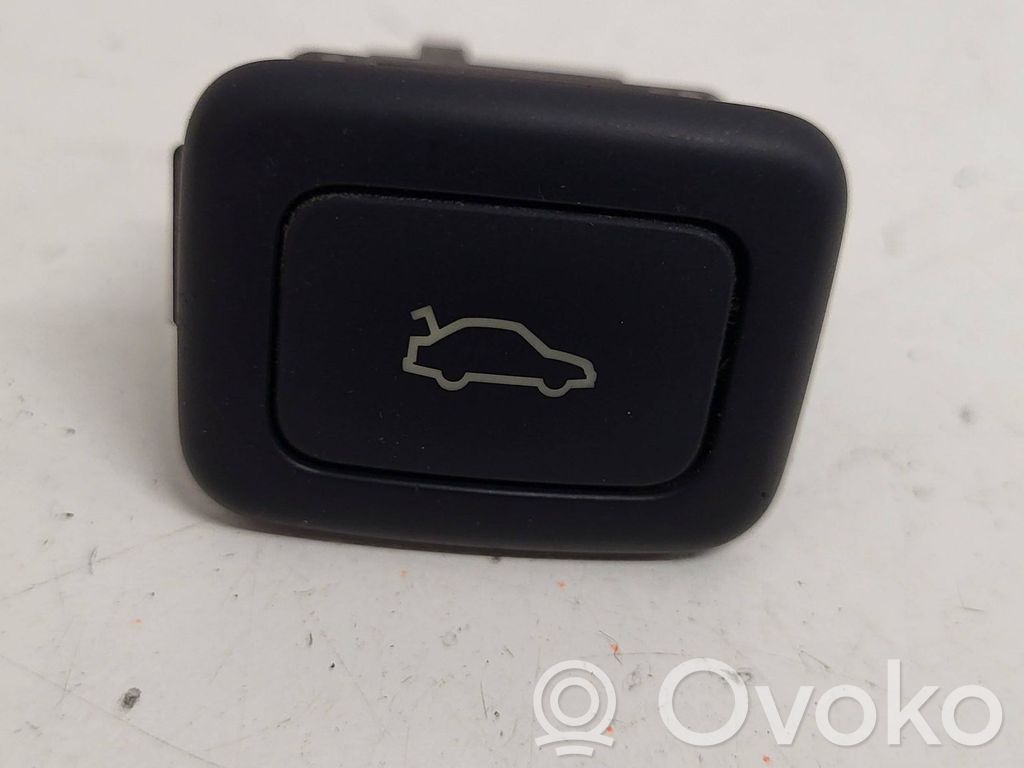 Saab 9-3 Ver1 Interruptor para abrir la puerta trasera 