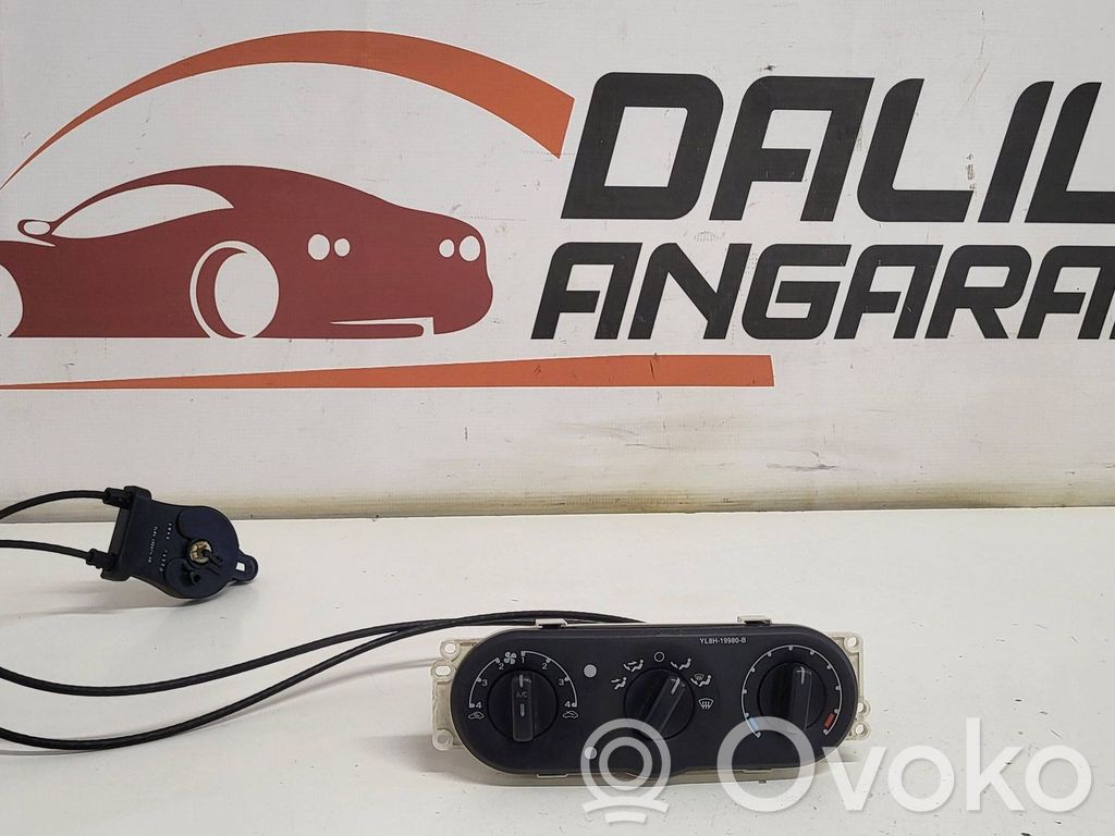 Ford Maverick Climate control unit 