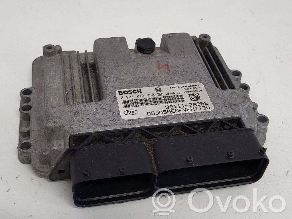 Engine control unit/module   391112A952,1039S58818,0281019360