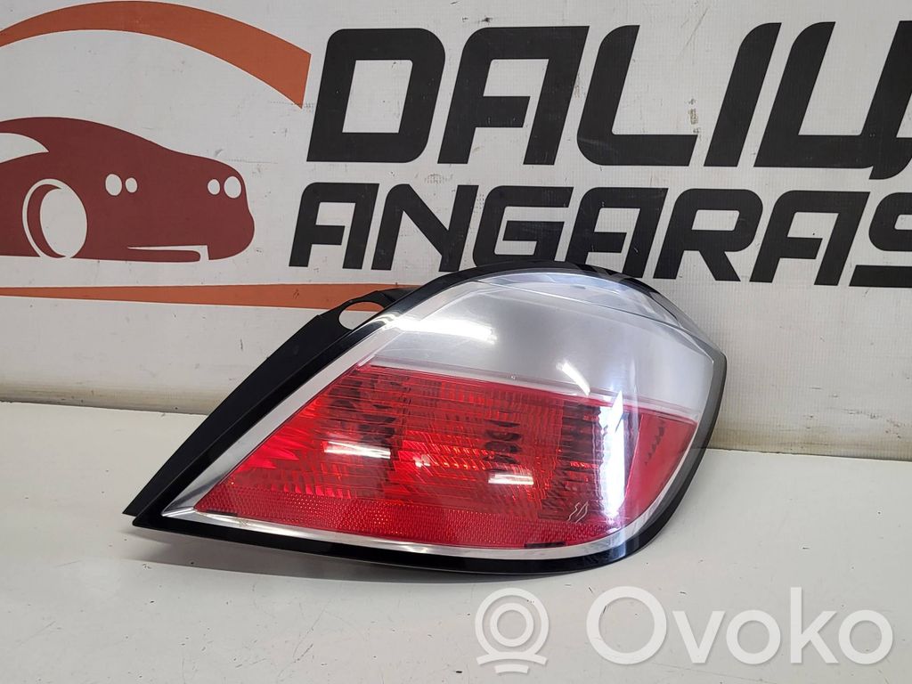 Opel Astra H Galinis žibintas kėbule 