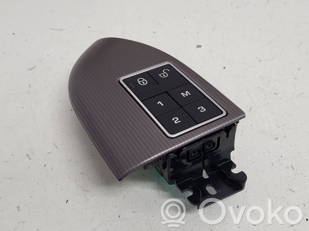 Land Rover Range Rover Sport L494 Przycisk centralnego zamka 