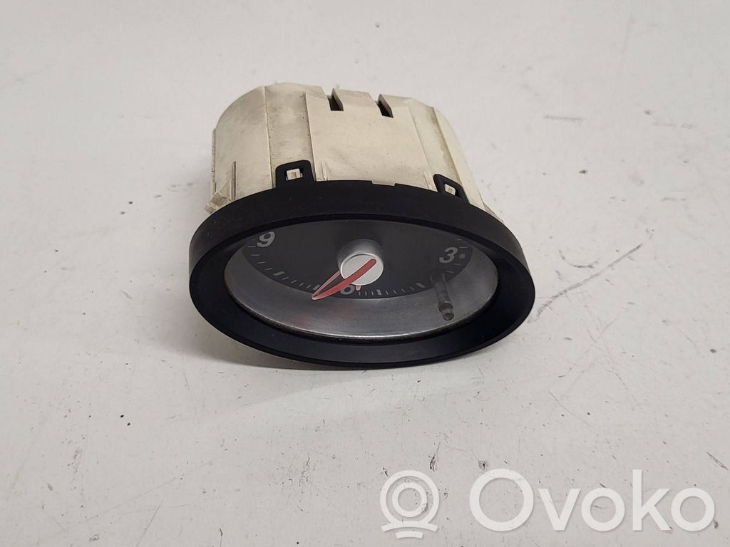Kello   7M5919204B,2385010,YM2115000DCW