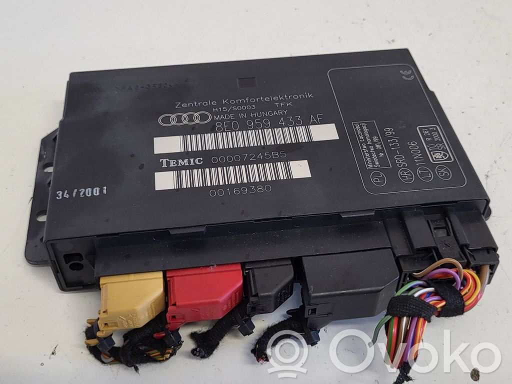 Audi A4 S4 B6 8E 8H Komforta modulis 
