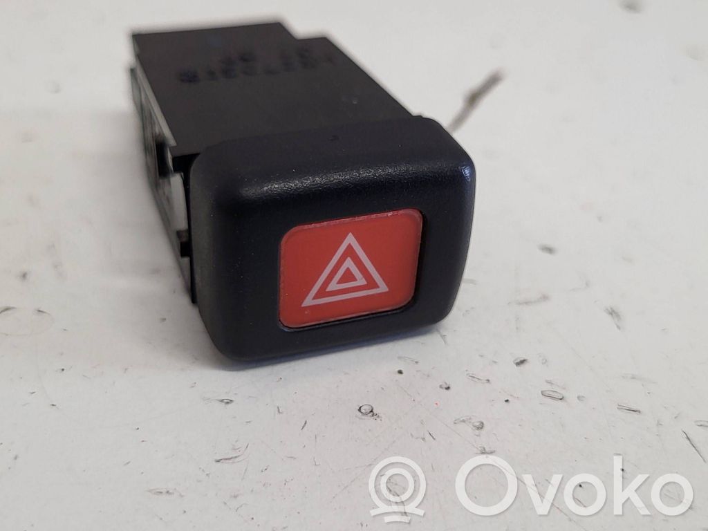 Mitsubishi Space Star Hazard light switch 