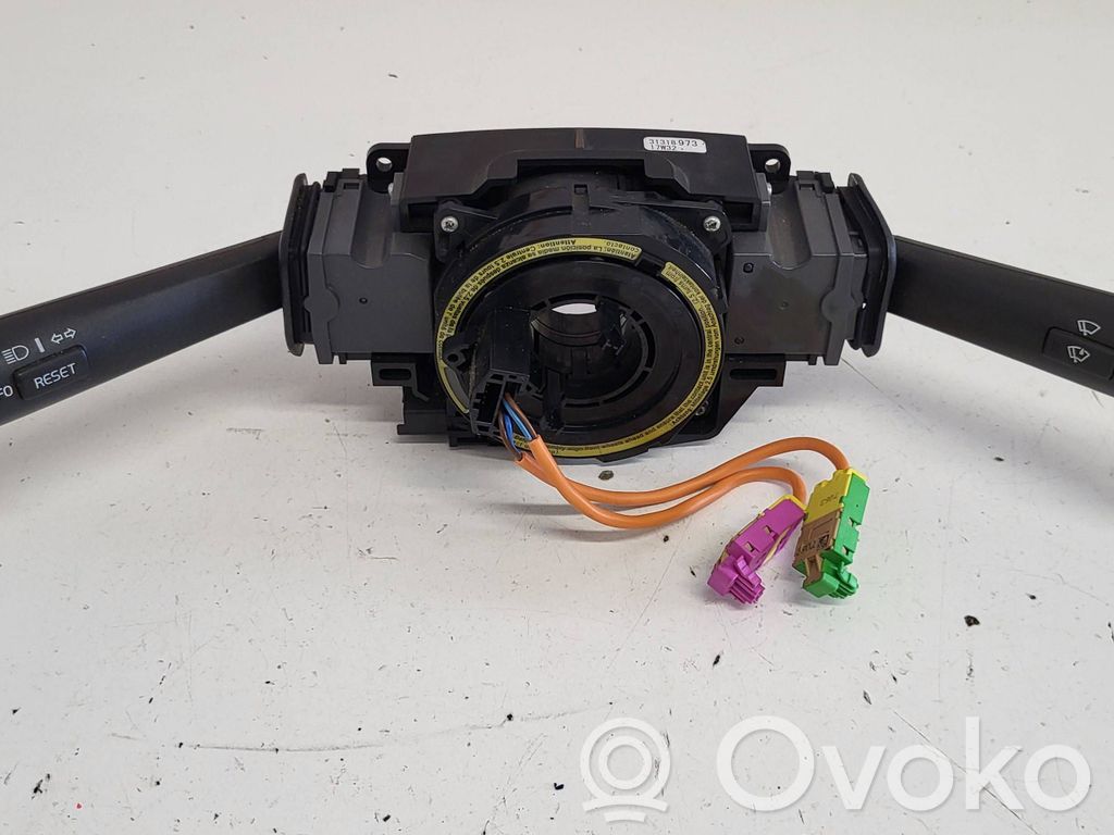 Volvo V70 Wiper turn signal indicator stalk/switch 
