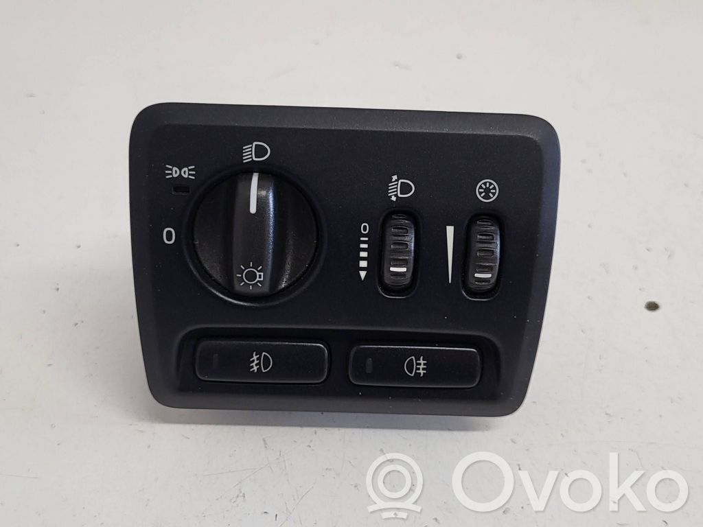 Volvo V70 Light switch 
