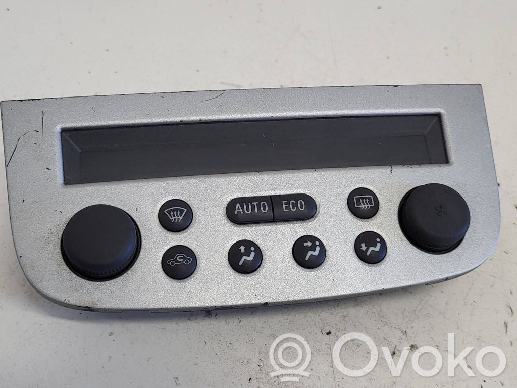 Opel Corsa C Panel klimatyzacji 