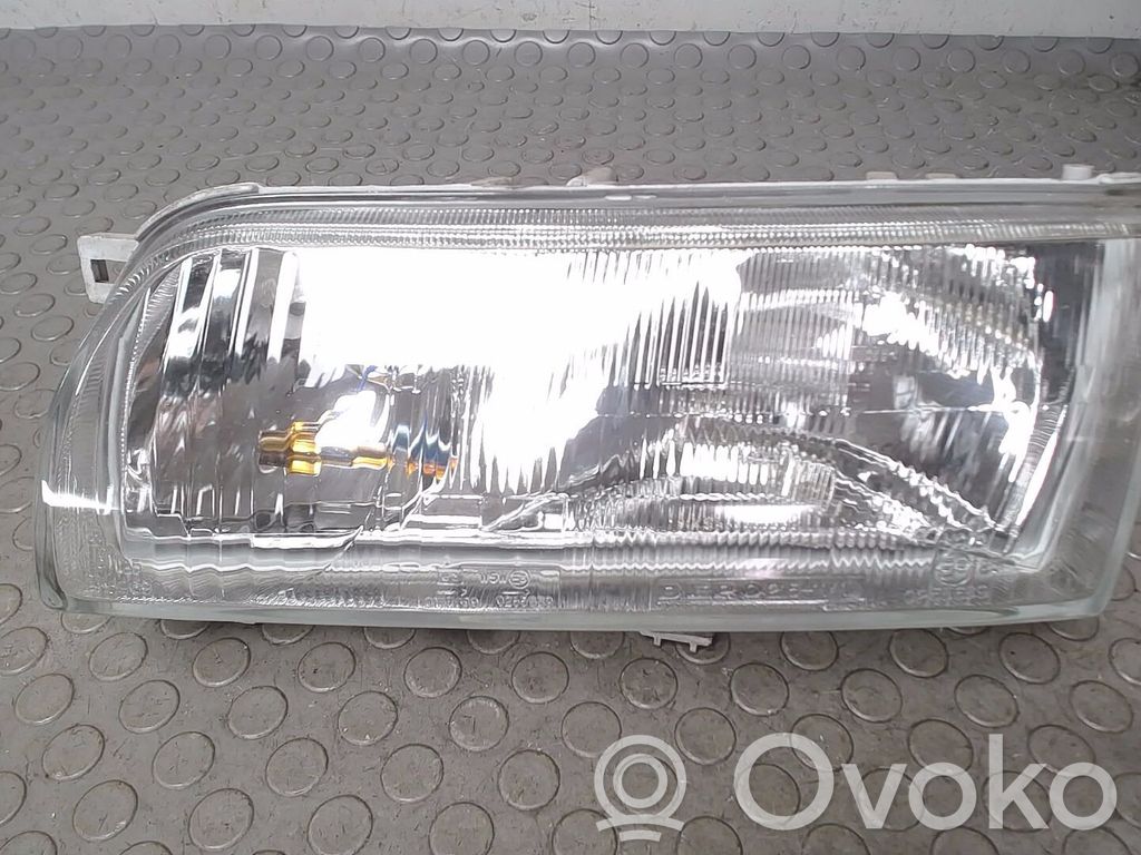 Nissan Primera Phare frontale 