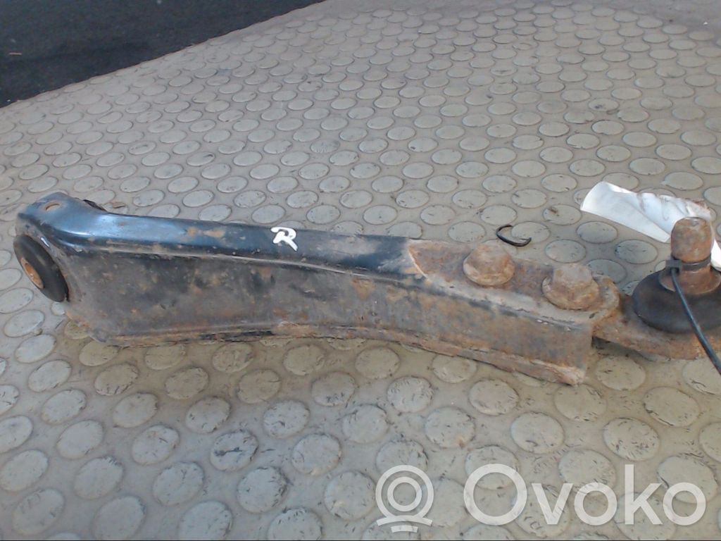 Querlenker Achsschenkel vorne   90445119,0000