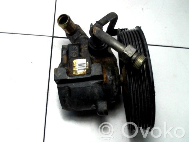 Ohjaustehostimen pumppu   4176205,4070365