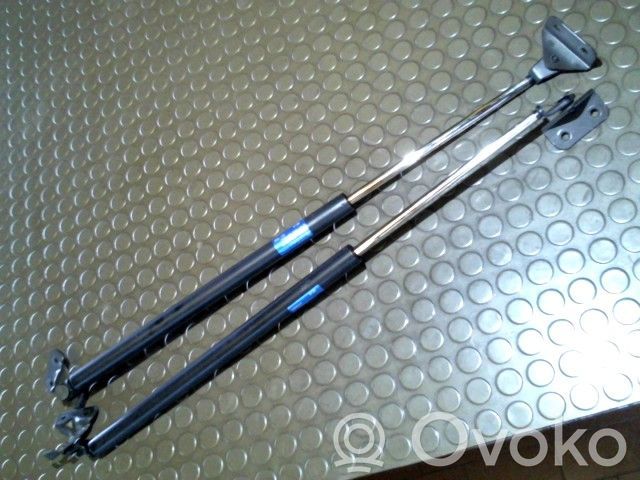 Opel Agila A Tailgate/trunk strut/damper 