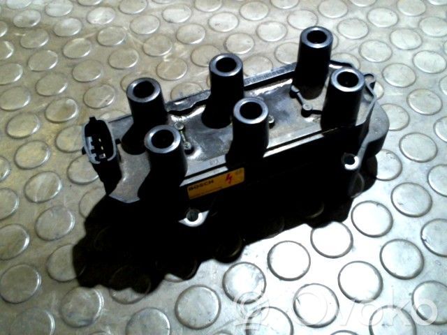 Opel Omega B1 High voltage ignition coil 