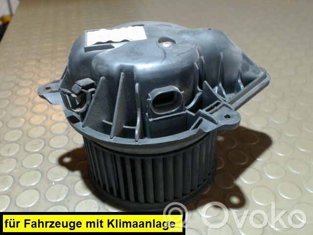 Renault Master I Elektrisks radiatoru ventilators 