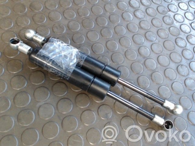Volvo 850 Amortizor hayon 