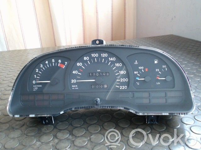 Opel Astra F Cornice cruscotto 